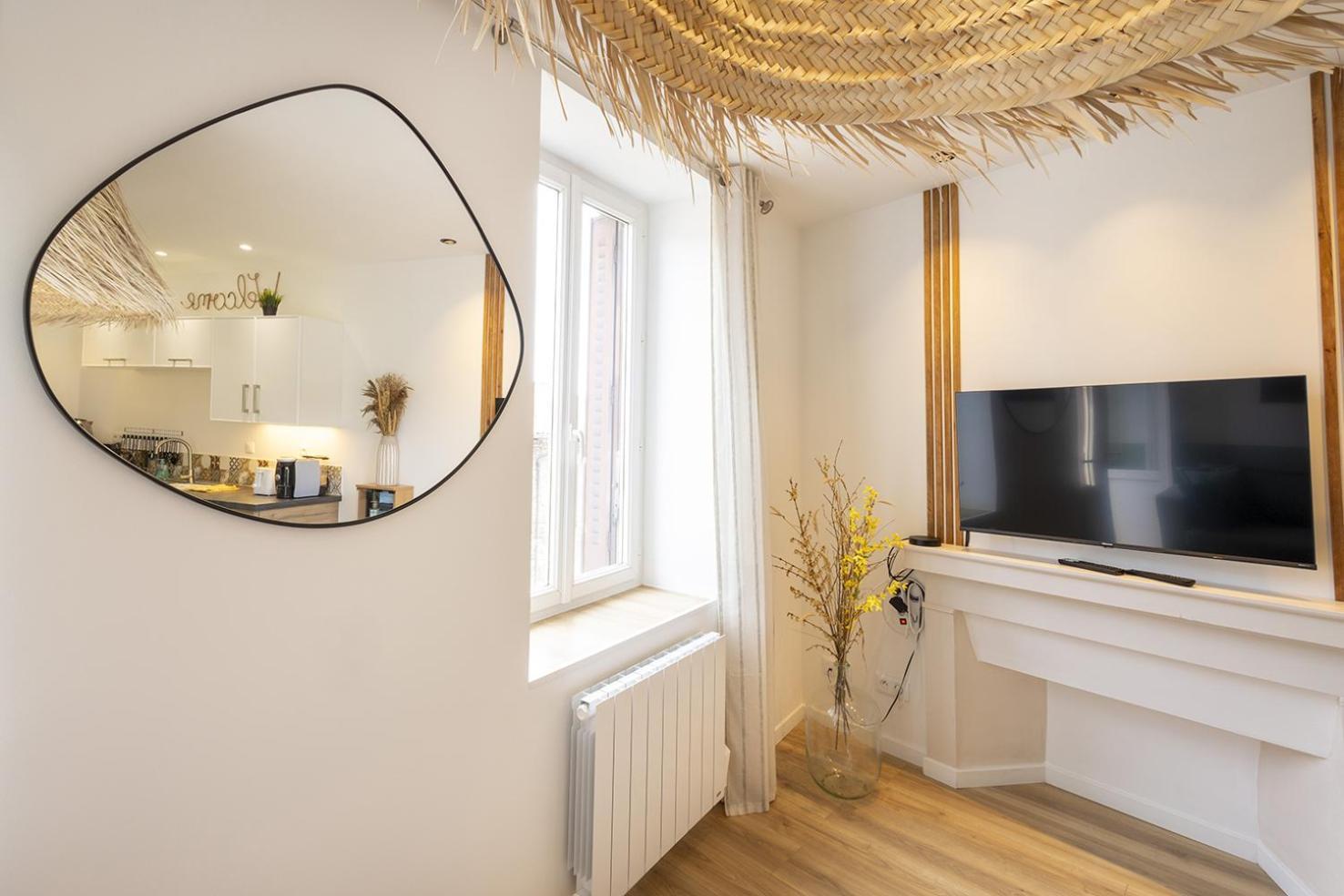 L'Emeraude - 1 A 4P - Wifi Fibre - Parking Gratuit Pont-dʼAin Eksteriør bilde